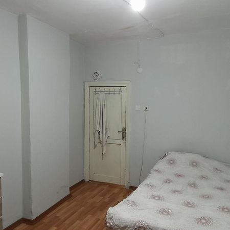 Ferienwohnung Sharing Flats Taksim Square Istanbul Exterior foto